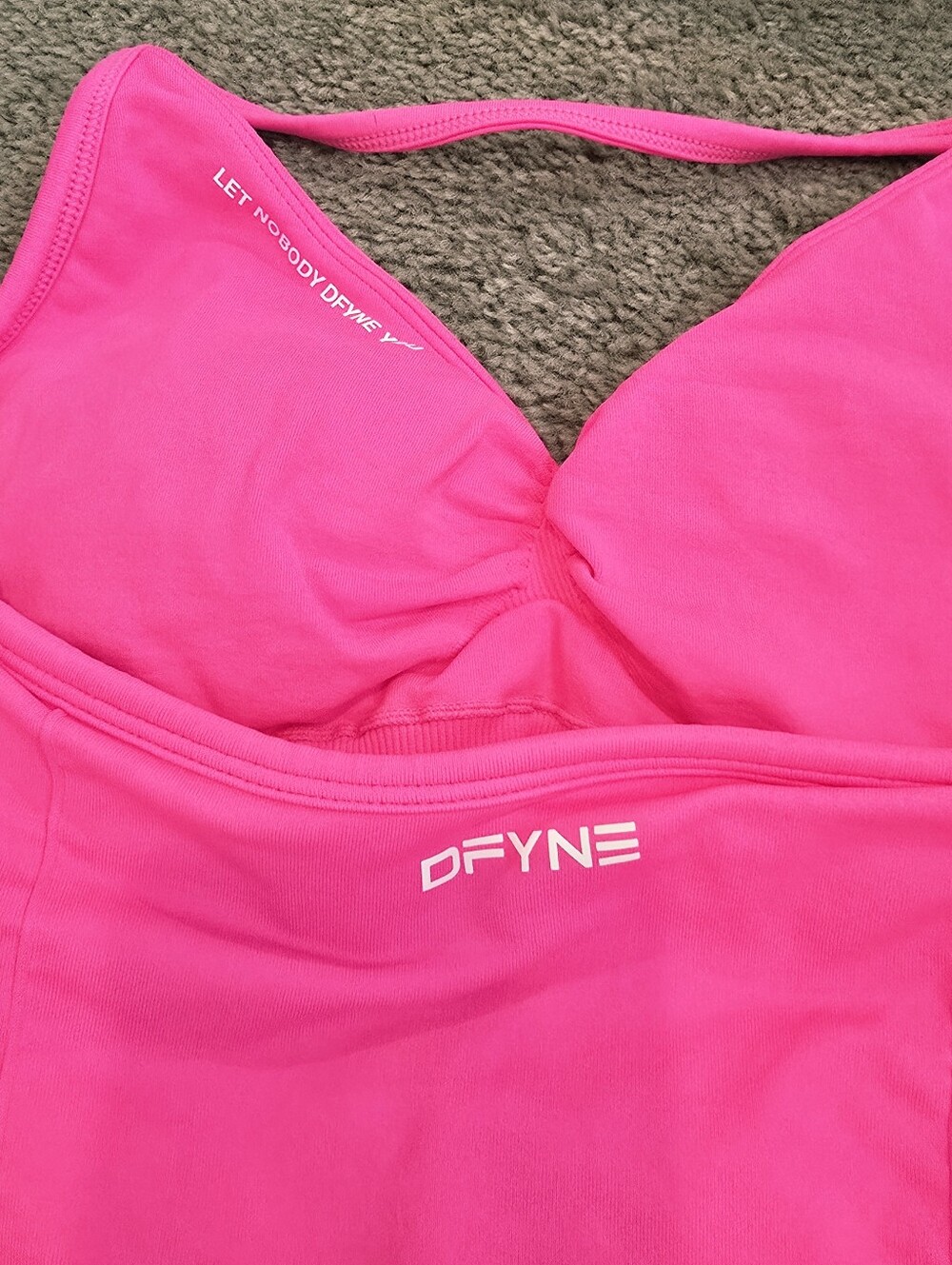 Rare DFYNE SET SHORTS 4'5 IMPACT AND STRAPPY TOP Bright Pink - Picture 8 of 10